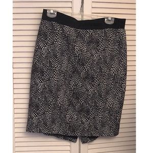 Ann Taylor Black & White Print Fully Lined Pencil Skirt 12